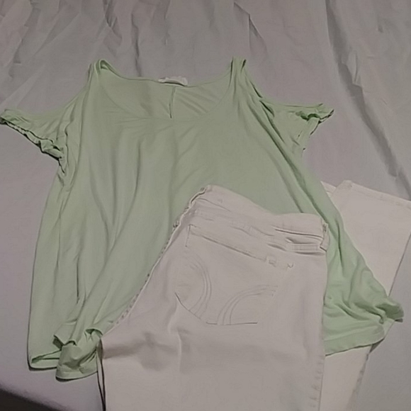 COLD shoulder soft mint green top - Picture 1 of 6